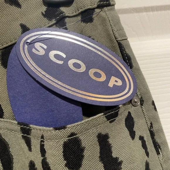 Scoop Herbal Olive Leopard Print Seamed Barrel Jeans NWT in Various Sizes - Picture 9 of 13